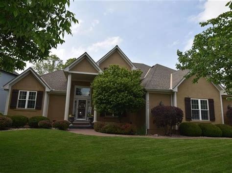 Zillow lees summit mo - 508 David Rd , Lees Summit, MO 64082 is a single-family home listed for-sale at $634,900. The 2,896 sq. ft. home is a 4 bed, 4.0 bath property. View more property details, sales history and Zestimate data on Zillow.